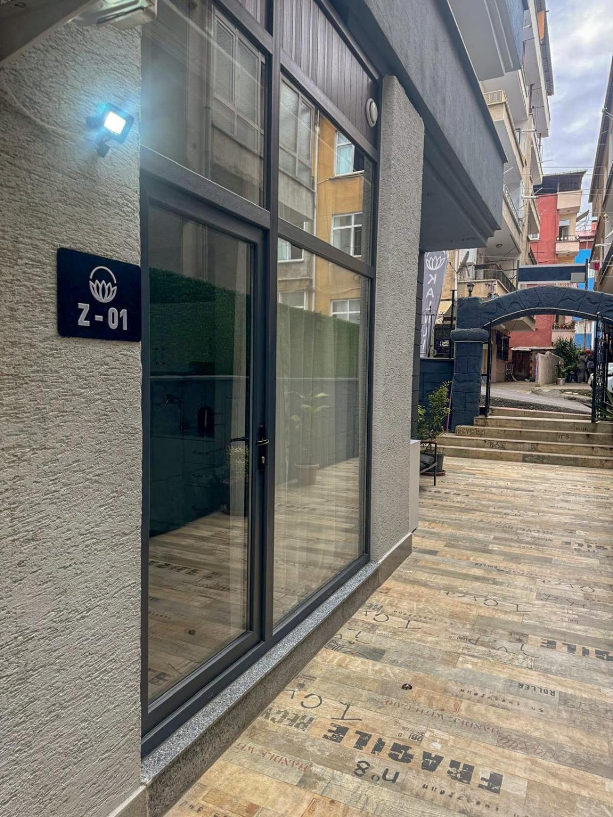 Kalmuk Suit Trabzon Luaran gambar