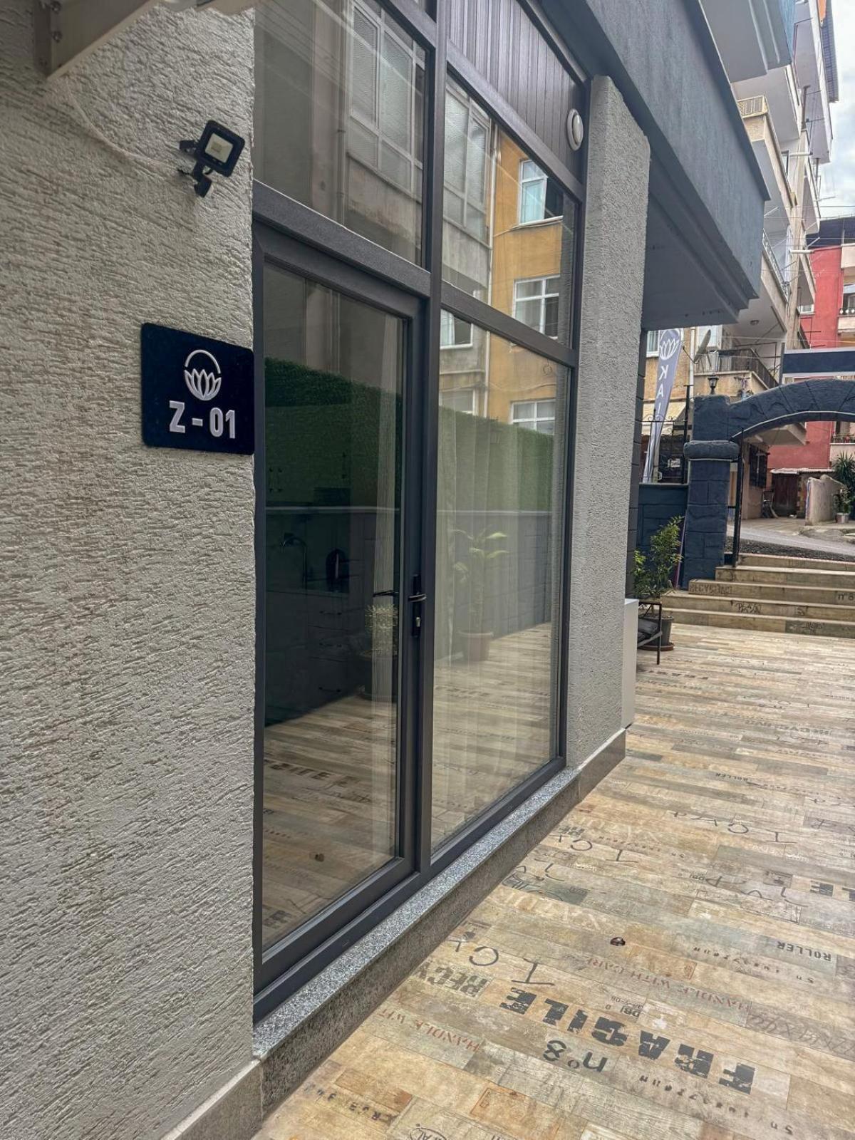 Kalmuk Suit Trabzon Luaran gambar